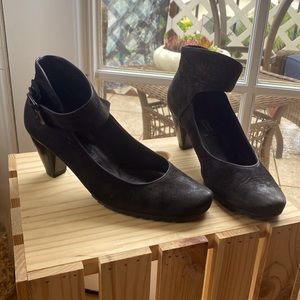 Paul Green Munchen pumps size 3.5 or US 6